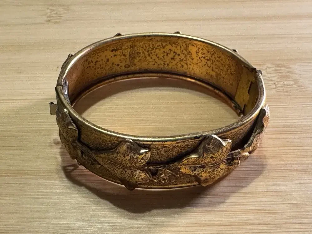 Vintage Whiting & Davis Salesman Sample Grapevine Hinged Bracelet 7in